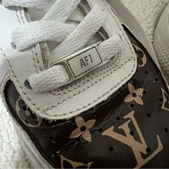 Nike Airforce Ones x Louis Vuitton size Eur 39, 6.5Y - Picture 9 of 11